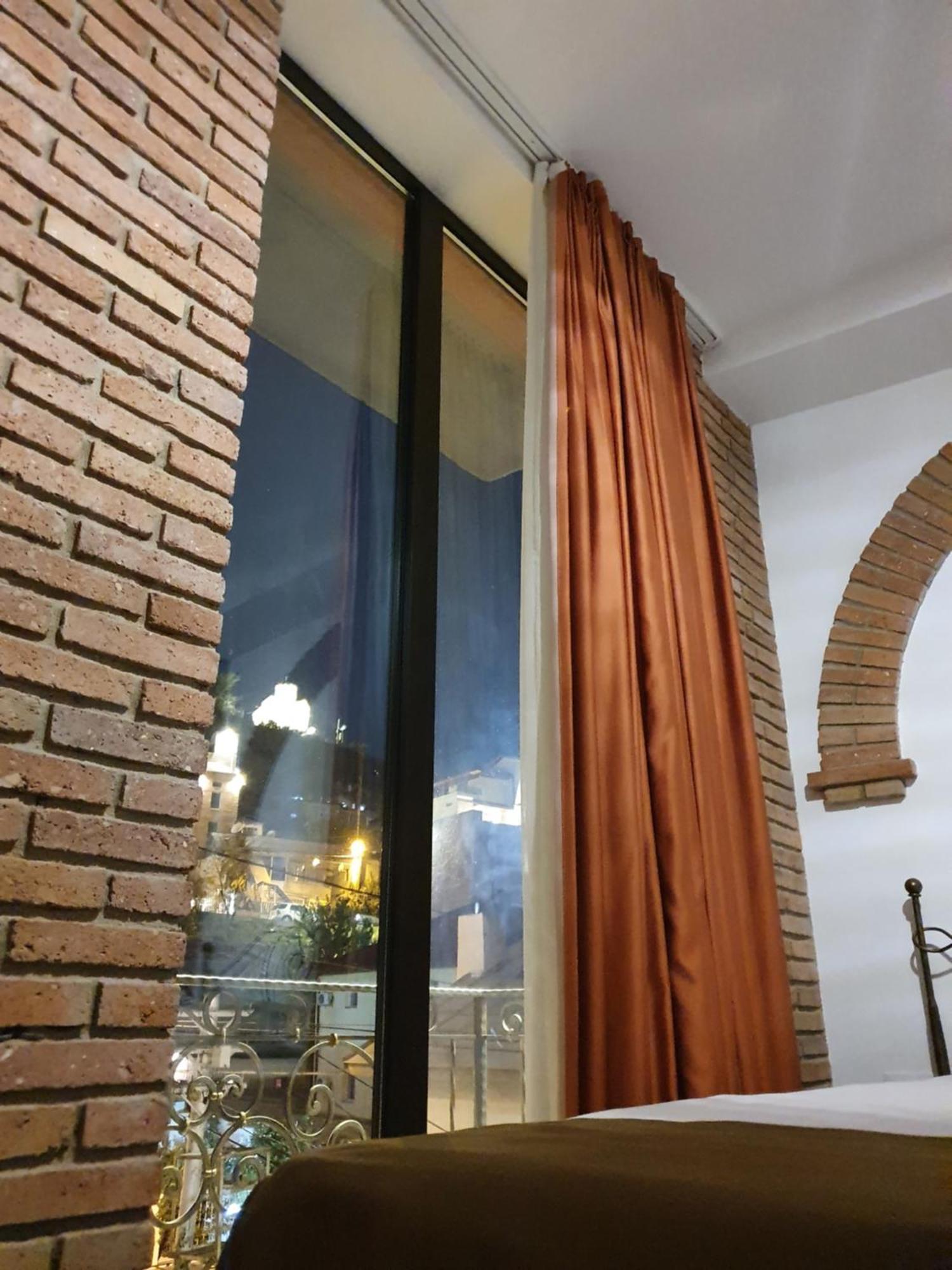 Janashia Boutique Hotels Tbilisi Quarto foto