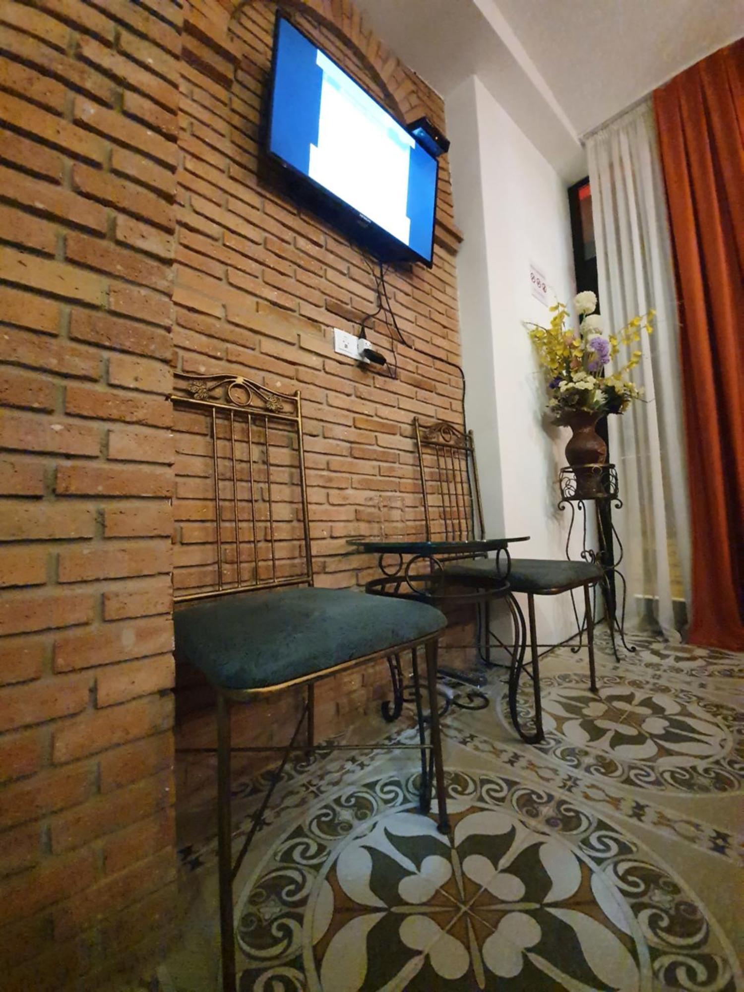 Janashia Boutique Hotels Tbilisi Quarto foto